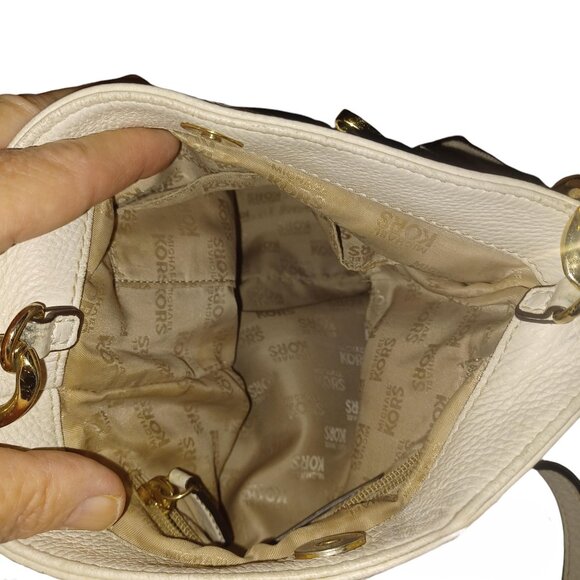 Michael Kors Hamilton Pebbled Vanilla Leather Crossbody Purse - Picture 5 of 7